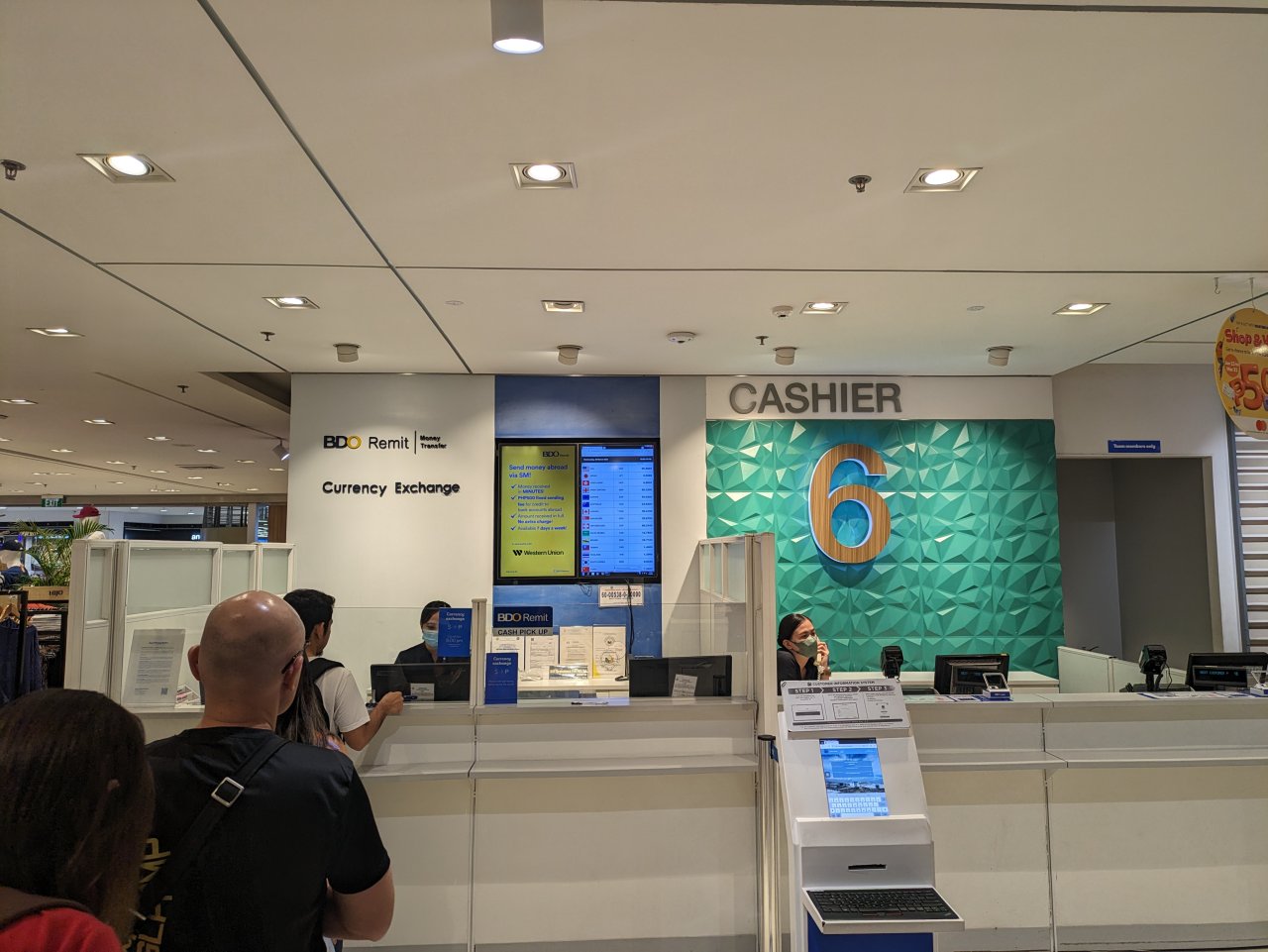 フィリピン留学 Cebu21 - Curious World Academy-SM City Cebu-16